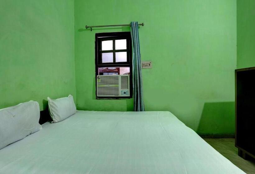 هتل Oyo Lavish Guest House
