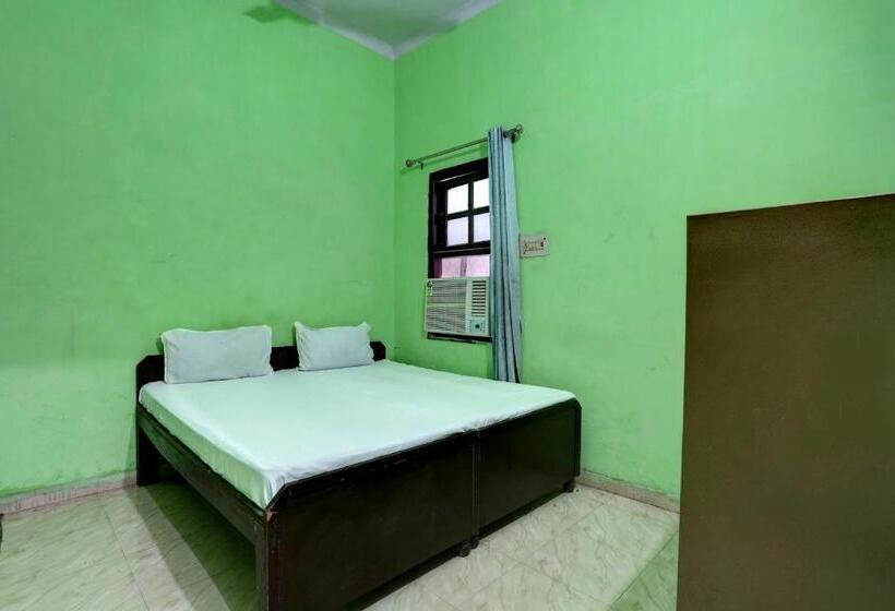 هتل Oyo Lavish Guest House