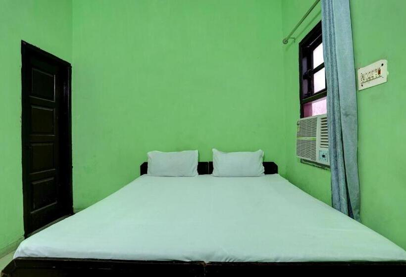 هتل Oyo Lavish Guest House