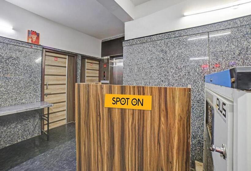 酒店 Spot On 81164 San International