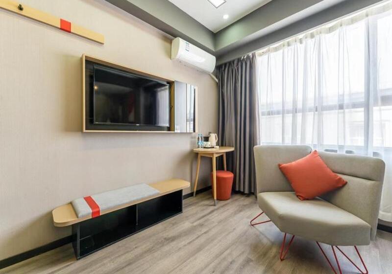 هتل Thank Inn Plus Kashgar Ancient City Pedestrian Street