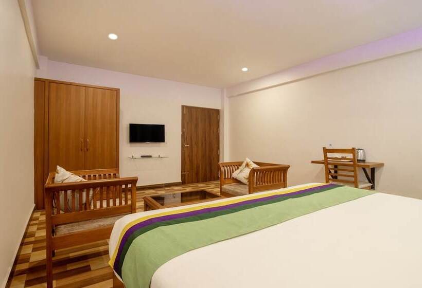 هتل Treebo Elite Plaza, 700 Mtrs From Madikeri Fort