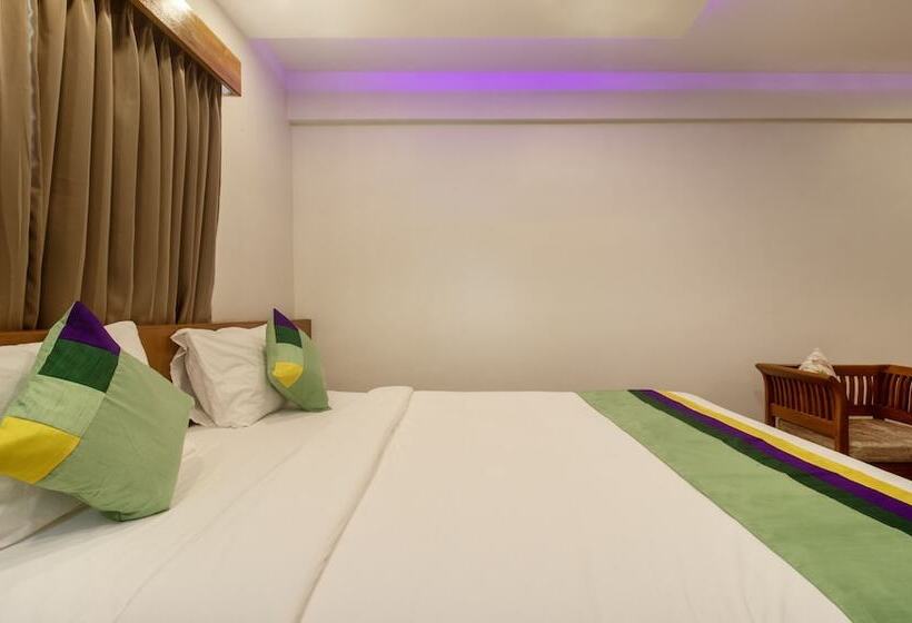 هتل Treebo Elite Plaza, 700 Mtrs From Madikeri Fort