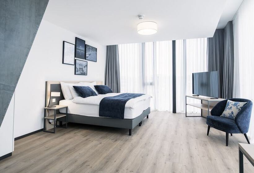 בית מלון כפרי Yparc Hôtel