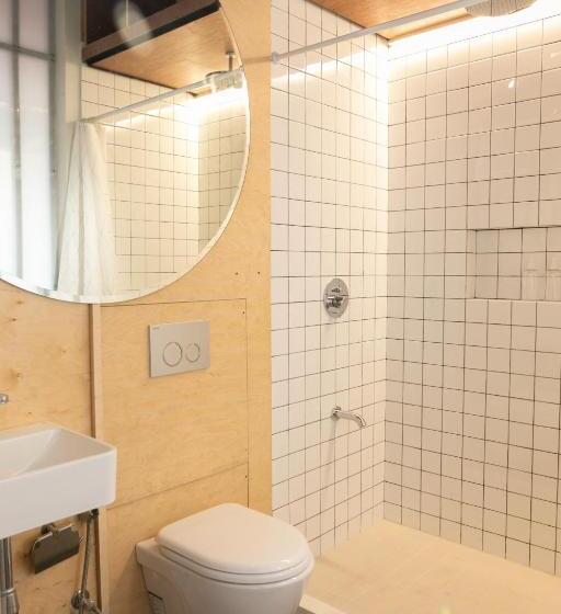 Homebase Kapitolyo Minimalist Serviced Apartments
