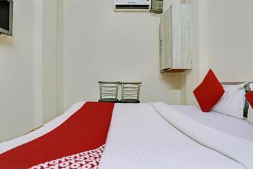 Oyo Flagship 81335 Hotel Khusi Inn