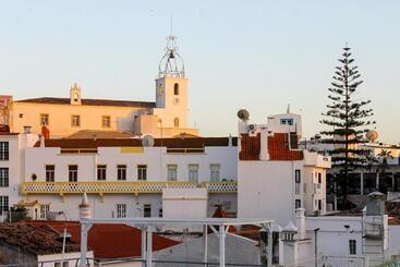 پانسیون Sofeelings Quarto Praia Piso 1, Baixa De Albufeira