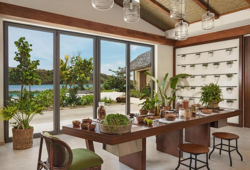 استراحتگاه Six Senses La Sagesse