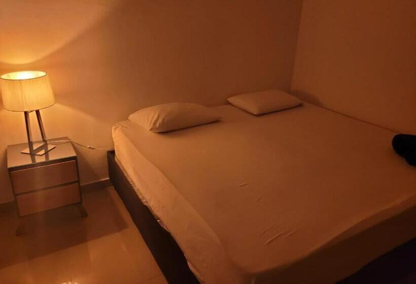 هتل Boutique Real