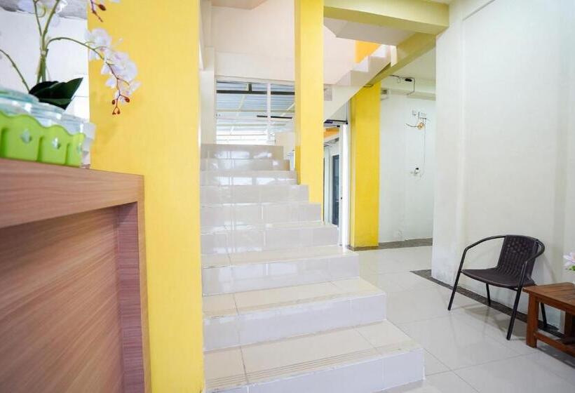 酒店 Fa Homestay Syariah At Babat Lamongan Mitra Reddoorz