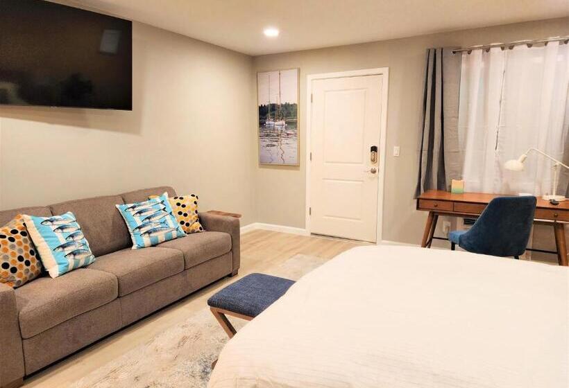 酒店 Lake Front Resort