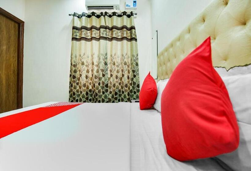 Hotel Flagship Makkar  S Rest Inn