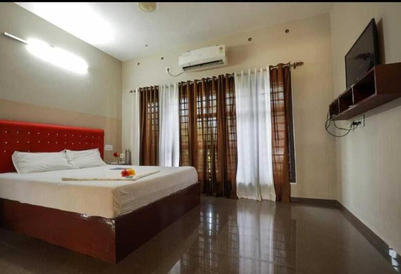 فندق Oyo River View Resort