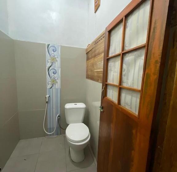 Nua Indah Hotel & Resto Wakatobi