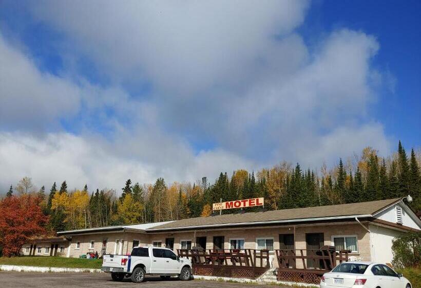 Pinecrest Motel
