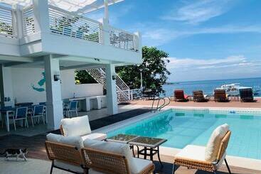 استراحتگاه Cilex Hotel And Dive