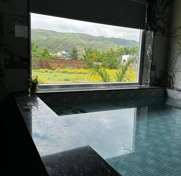 The Ratan Resort & Retreat