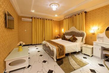 Ag Hotel And Suites