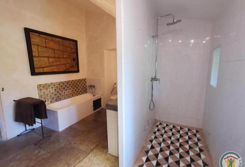 住宿加早餐  Villa Verde Suite Familiale100m2, 2 Chambres, Terrasse Privative Possibilité Table D Hôte