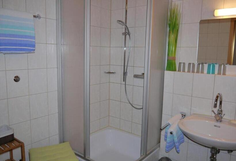 هتل Adlerhof