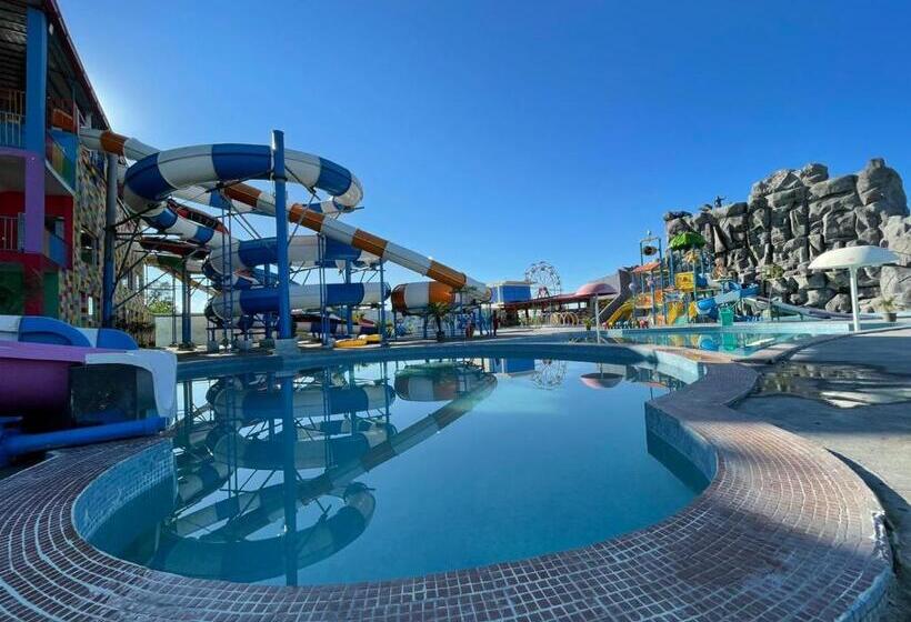 בית מלון כפרי H2o Fun Resort