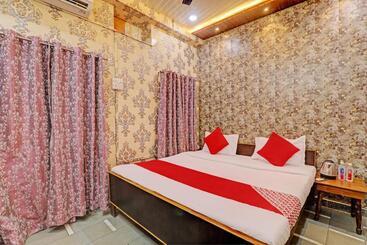 هتل Oyo Flagship Manjushree P Guest House