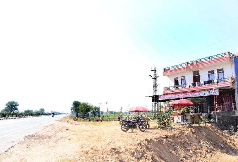 فندق Oyo Shree Shayam