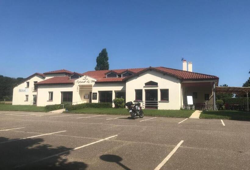 Отель La Villa De L Embusade Guesthouse