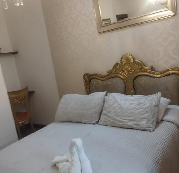 هتل Salamina Highs