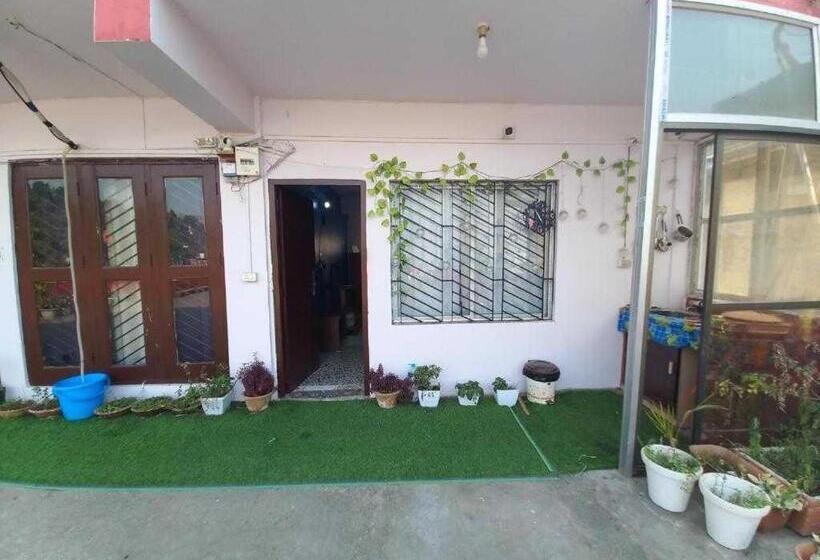 هتل River Bank Guest House