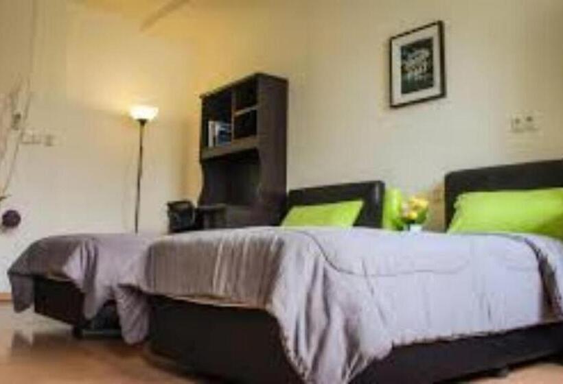 فندق Worker S Apartman Munkásszálló