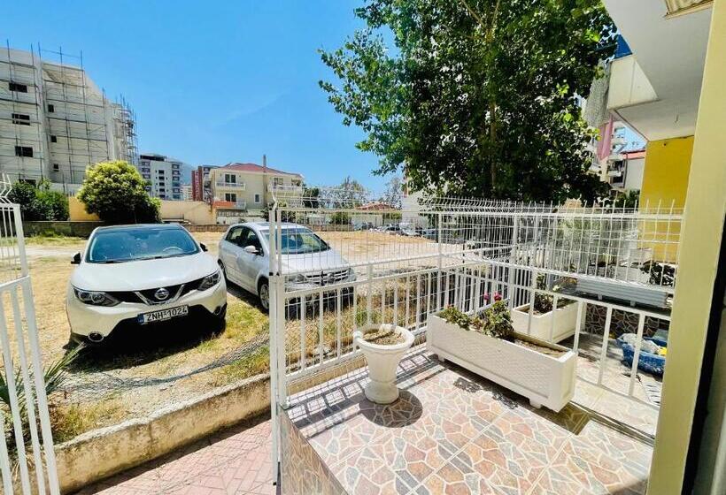 Lungomare Studio Apartment