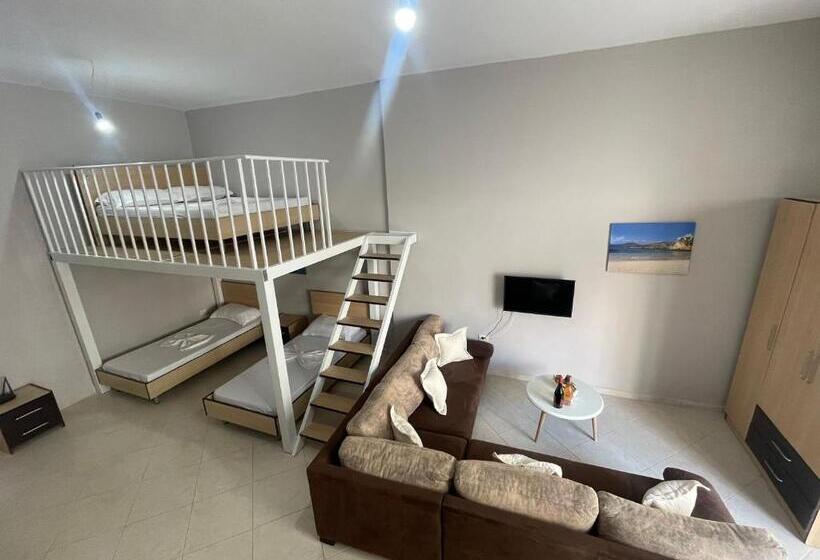 Lungomare Studio Apartment