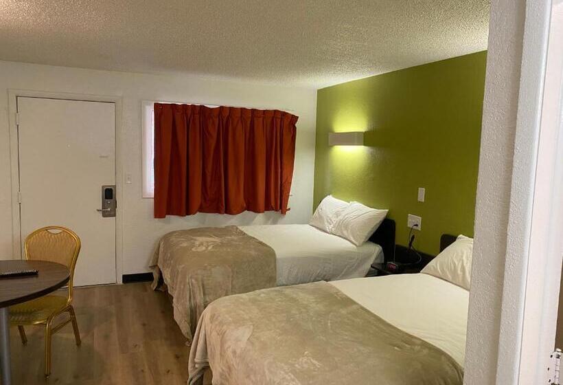 Motel 9