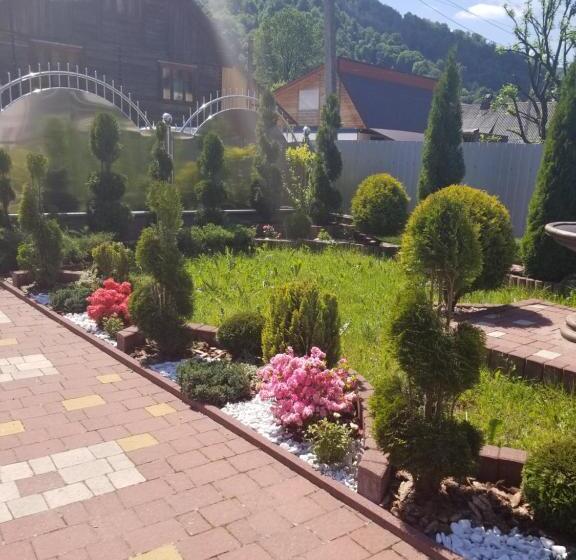 Пансион садиба квітка карпат