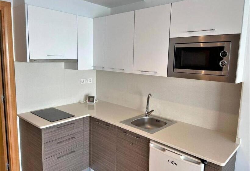 پانسیون Room In Lodge   Beautiful And Cozy Loft In The Center, Maryha Loft