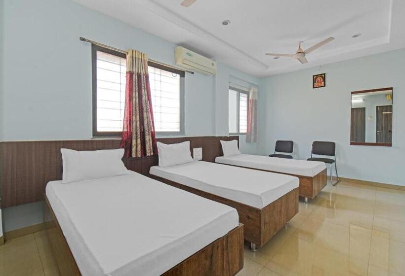 Spot On Hotel Om Residency