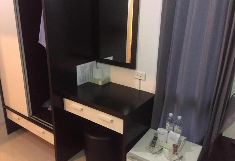 هاستل Home Rezidence Prachinburi