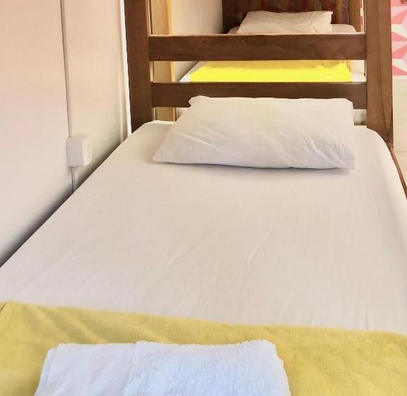 مبيت وإفطار Casa Lumen Home Hostel Lgbt