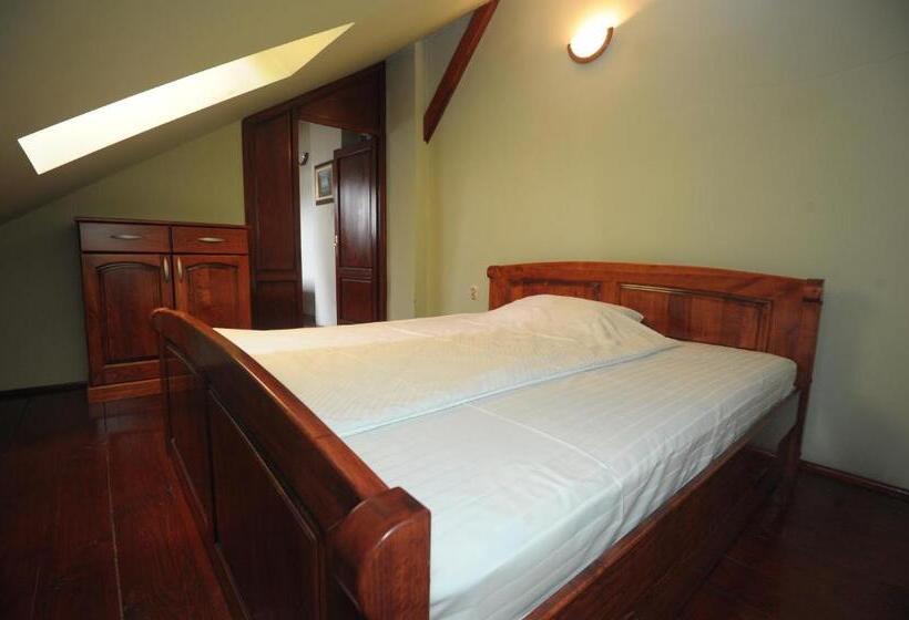 تختخواب و صبحانه Siesta