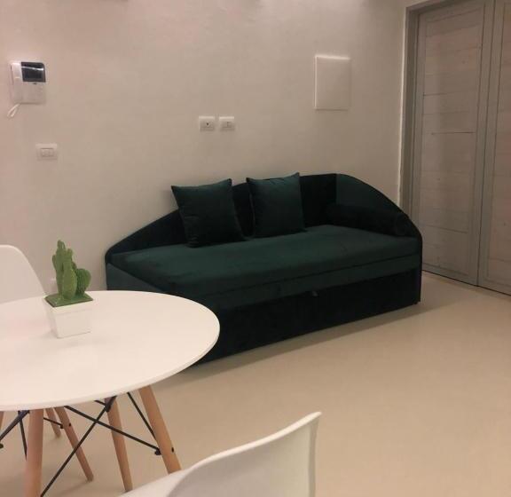 تختخواب و صبحانه Suite61