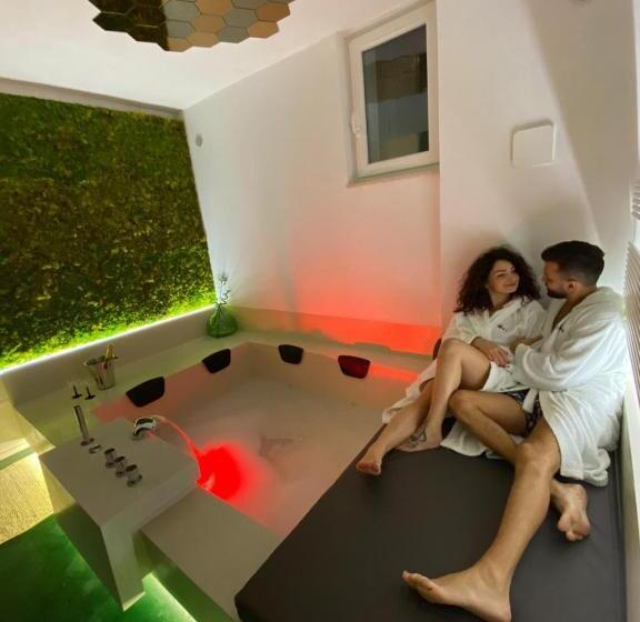 تختخواب و صبحانه Suite61