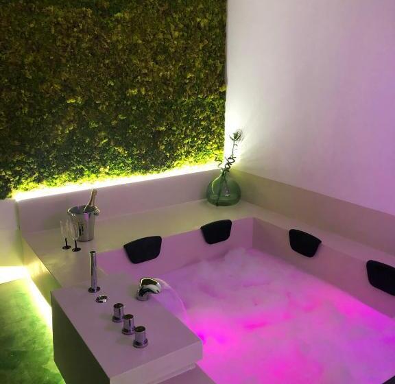 تختخواب و صبحانه Suite61