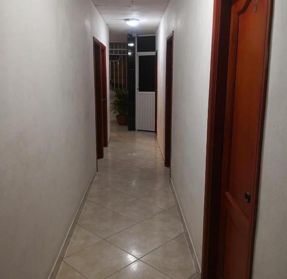 هتل Hospedaje El Parque