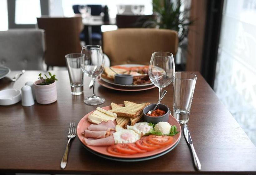 هتل In Park Villa