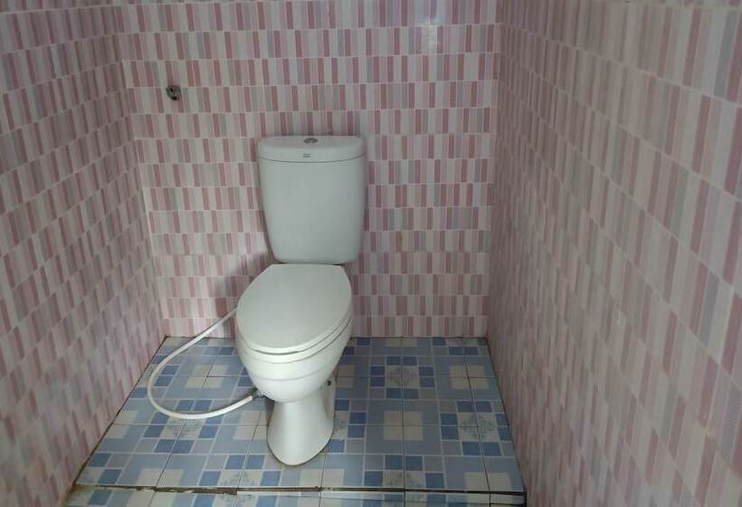 هتل Oyo 93359 Kawi Homestay