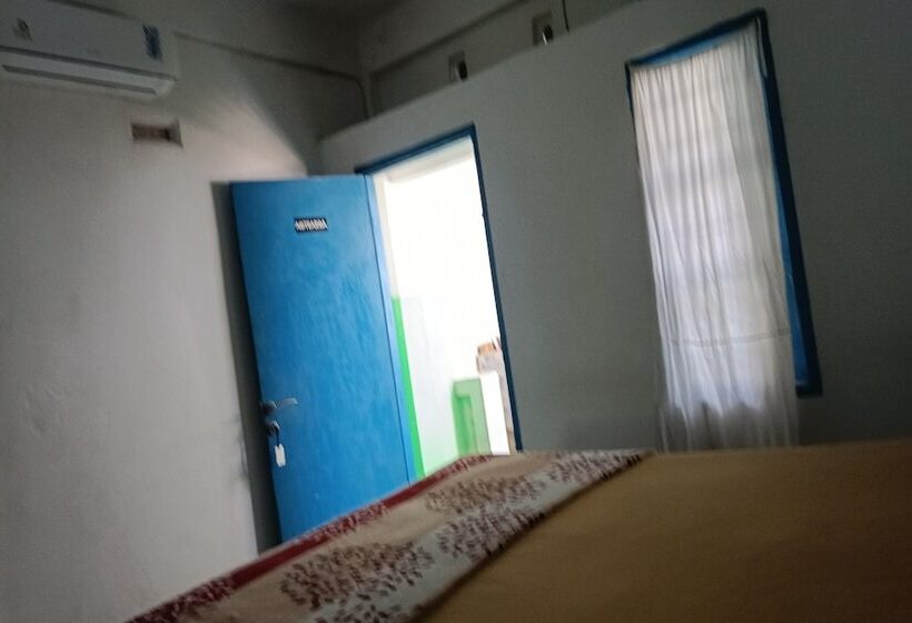 هتل Oyo 93359 Kawi Homestay