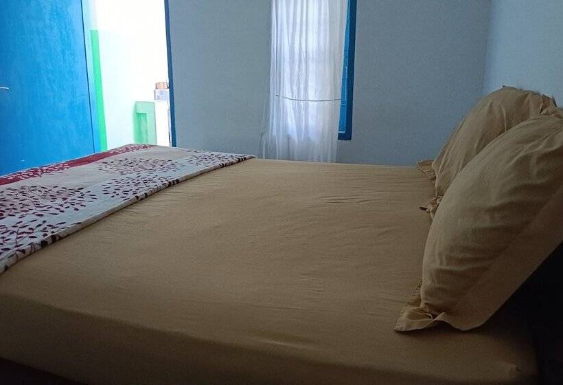 هتل Oyo 93359 Kawi Homestay