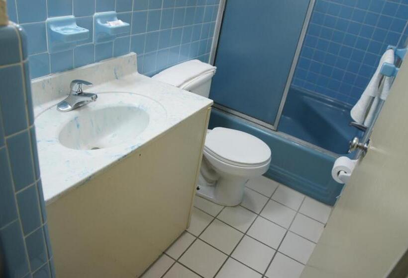 호텔 Royalinn & Suites