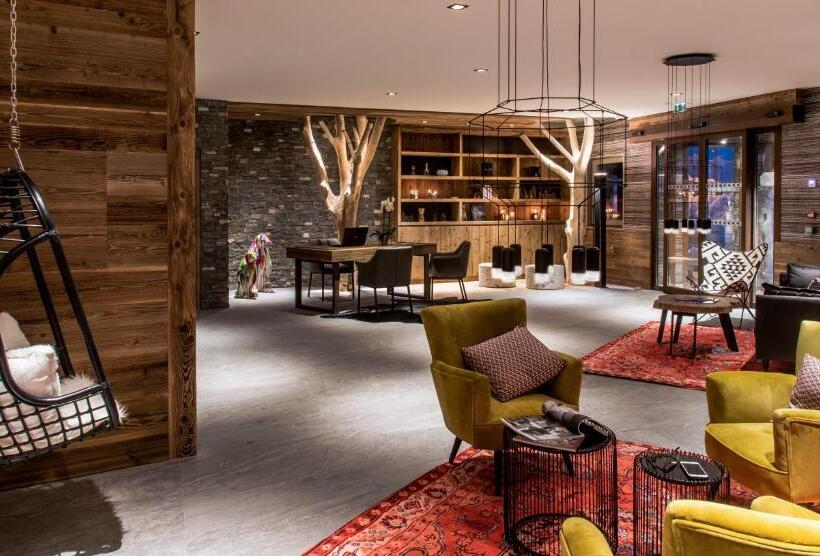 Montana Lodge